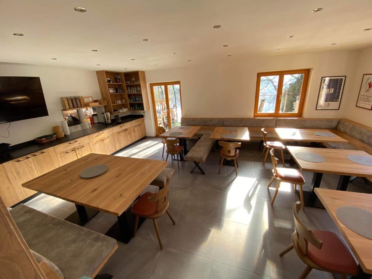 Haus Tirol Bed & Breakfast Leogang Bagian luar foto