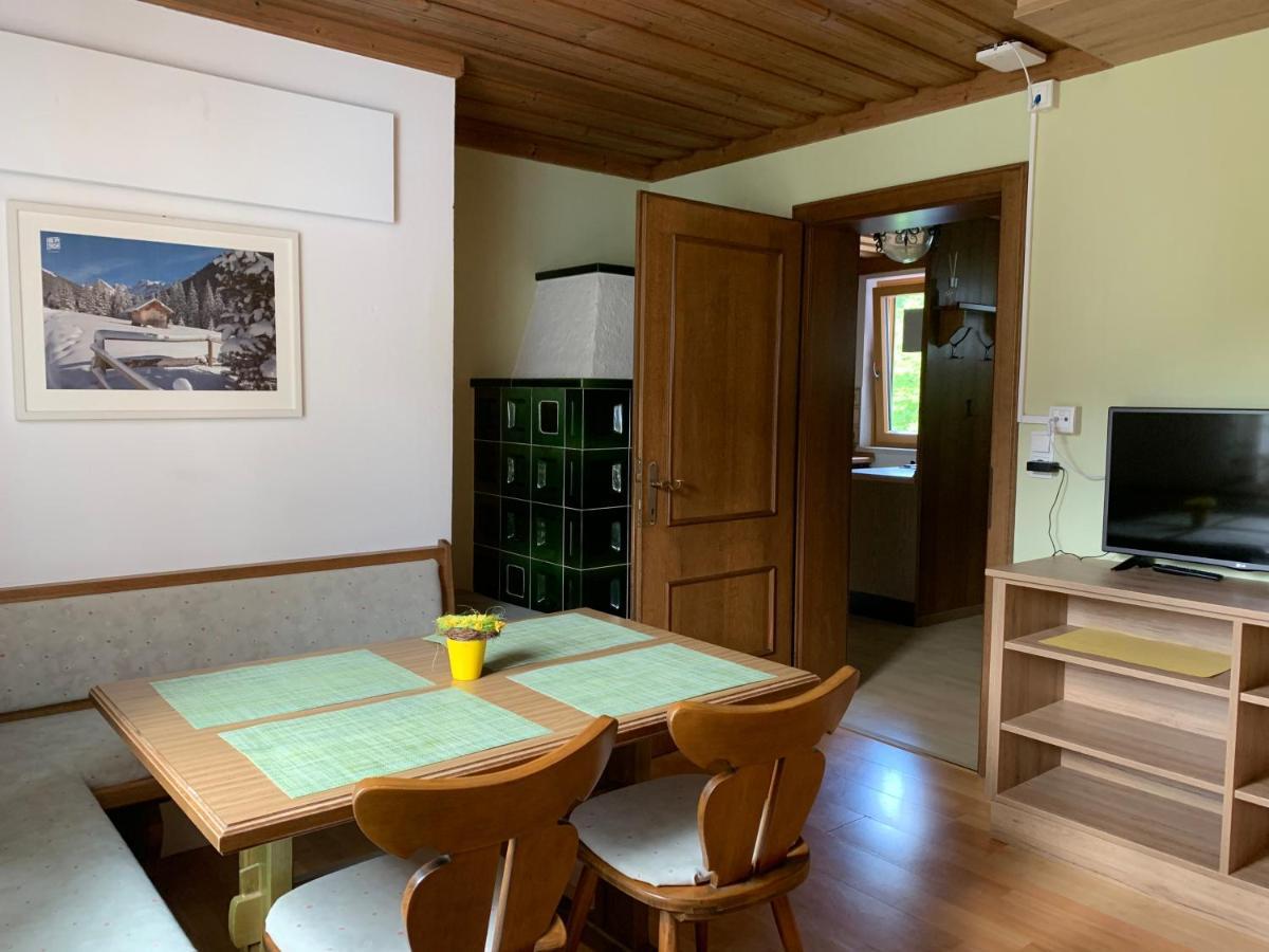 Haus Tirol Bed & Breakfast Leogang Bagian luar foto
